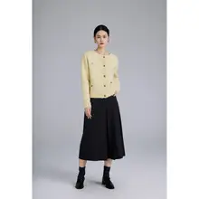 春夏用グレーのプリーツスカート【女性用・上品デザイン】（セットアップ対応）