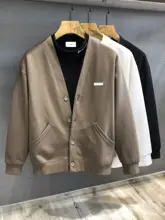 Vネックカーディガン メンズニット【春秋用・軽やか・フィット】