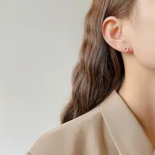 シンプルで小さな珍珠耳クリップ【穴あけ不要・幾何学的デザイン・丸型ピアス・甘美な雰囲気】