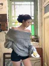 黒色低腰ショートパンツ【スリムシルエット・秋冬・カジュアルなファッション】