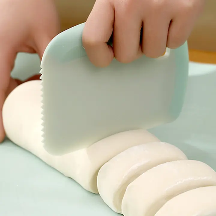 多機能調理用スライサー【便利なスパチュラ・刮刀付き】