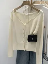 上品なデザインのピンクニットカーディガン【Vネック・秋用】（セットアップ対応）