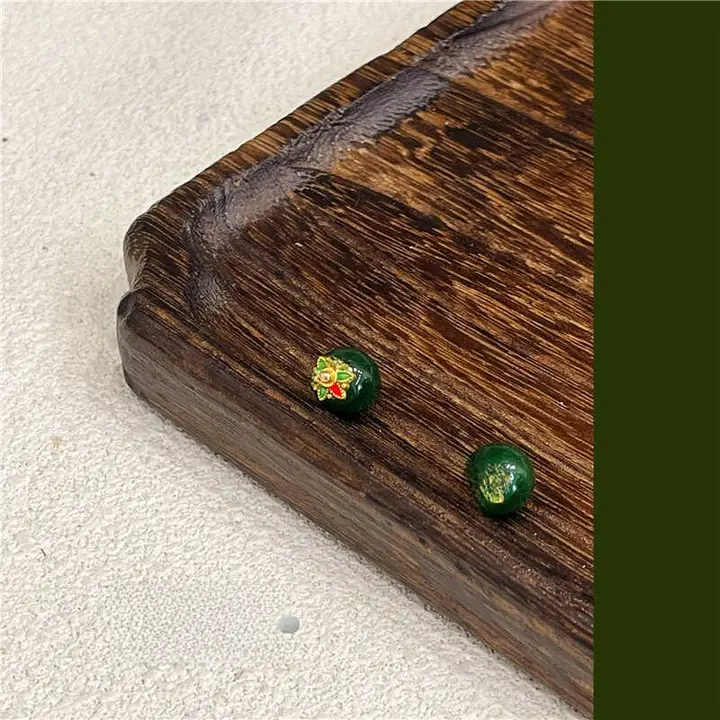 古風デザインの円形緑色ビーズ飾り【樹脂製・新中華風ボタン】