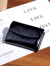 純牛革製 中短型 折りたたみ財布【スリム・使いやすい】