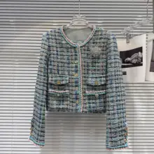 ツイード風チェック柄ブローチ付きショートジャケット【フレンチスタイル・春用】（セットアップ対応）