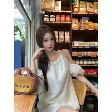 清涼感あふれる上品なスタイル！フレンチデザインのオフショルダー・パフスリーブトップスとショートパンツ（セットアップ対応）
