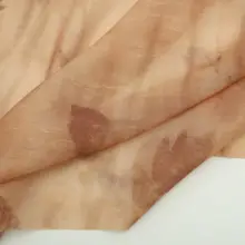薄手透け感のあるテクスチャー！カラメルブラウンの葉柄染め化学繊維天絲生地【漢服用】