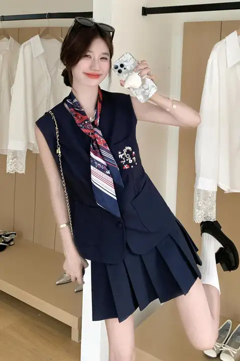 深い青の韓国風JK制服ベストとプリーツスカート【夏用・小柄向け・細見えデザイン】（セットアップ対応）