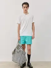 白モダール素材の短袖Tシャツ【透湿・涼感・セクシーなネックライン】