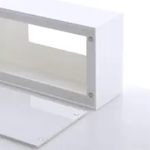 北欧デザインのアクリル製ティッシュボックス【シンプルな純白・軽やかで高級感あり】