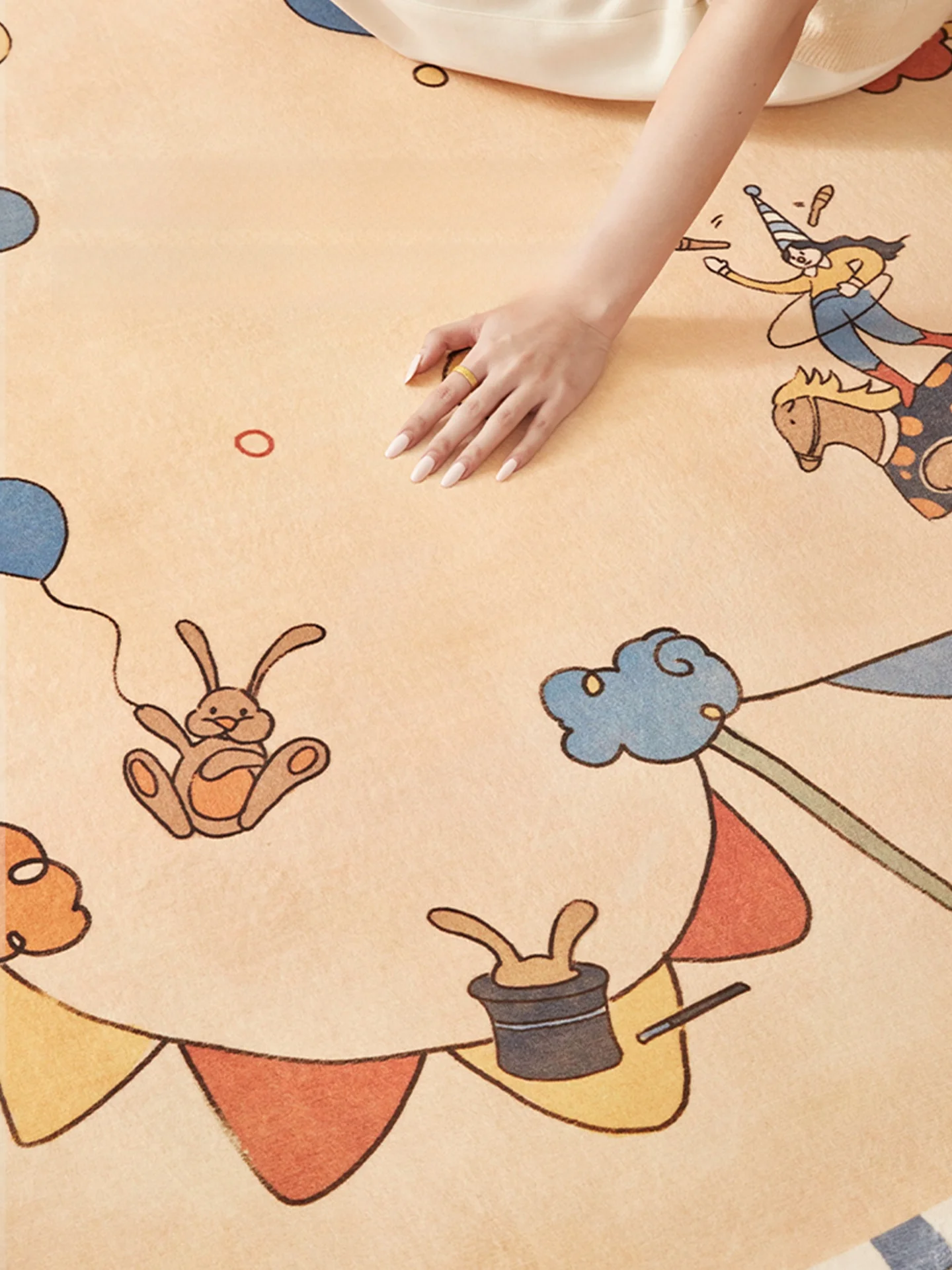 リビングに子供がいるなら、どんなカーペットが理想？