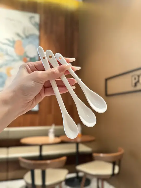 純白陶製ミニスプーン【コーヒーかき混ぜ用・キッチン調味用】