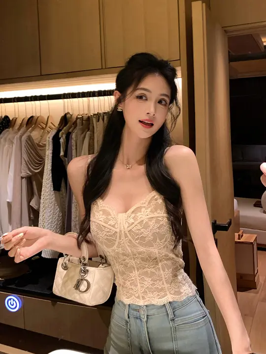 レースデザイン セクシーキャミソール【胸パッド付き・フィッシュボーン構造】