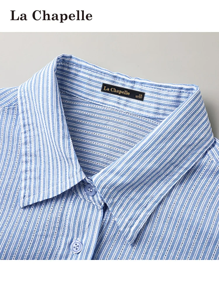 韓国風ストライプ柄 chambray シャツ：通勤シーンで実用性を確認