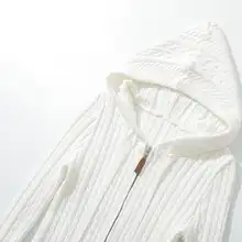 コットン混合 フィット感のあるフード付きニットカーディガン【フラワー編み・レトロスタイル】とショートパンツ（セットアップ対応）