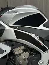 防水防傷！バイク用滑り止めタンクパッド【適合アプリリアGPR250R】
