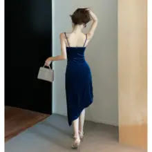 セクシーVネック不規則デザインのスリップドレス【ブラック・サテン・女性用】