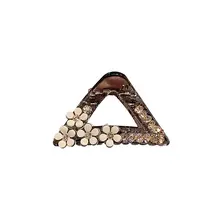 デザイン性のある半束ねヘアクリップ【シンプル・気品あるスタイル・小型シャーククリップ】