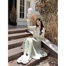 温かみあるデザイン！長袖ニットカーディガンとハイウエストミディスカート  【秋用・トレンド】（セットアップ対応）