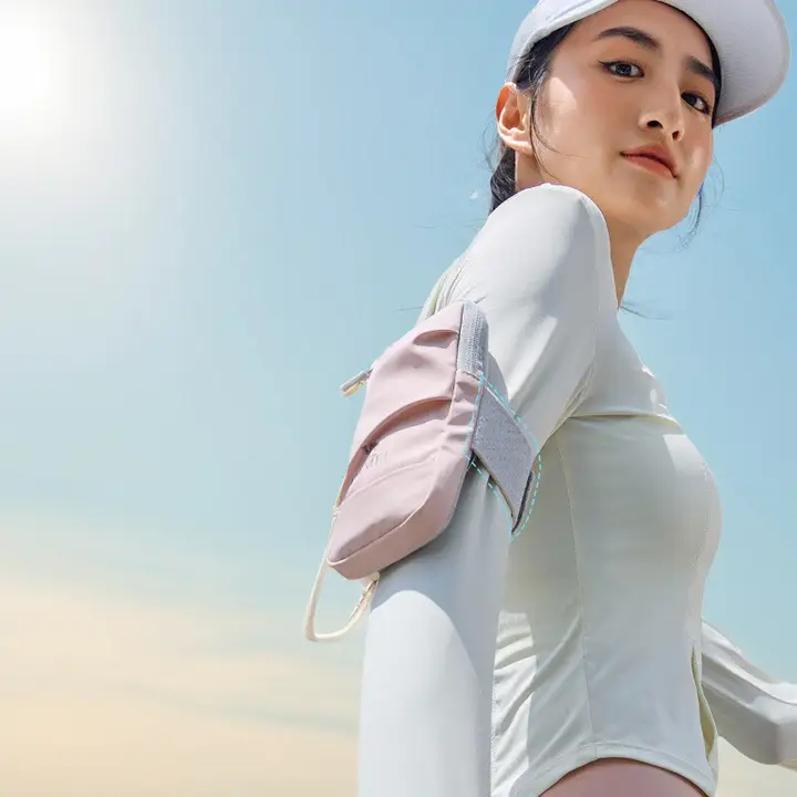 ロバのランニングスマートフォンアームポーチ【男女兼用・収納便利・スポーツ用】