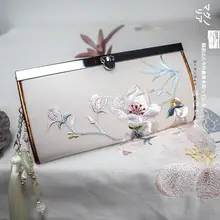 刺繍入り布製 中国風 長款パスケース【女性用・口金デザイン・ハンドバッグ】