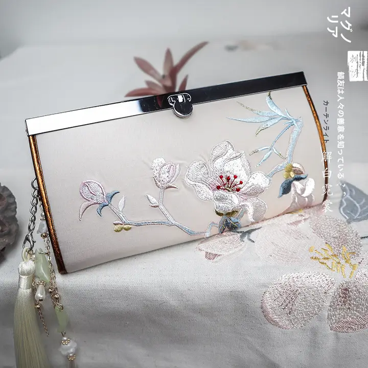 刺繍入り布製 中国風 長款パスケース【女性用・口金デザイン・ハンドバッグ】