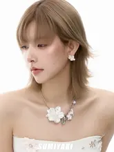 夜桜デザインのフラワータッセルチョーカー【個性的なデザイン】