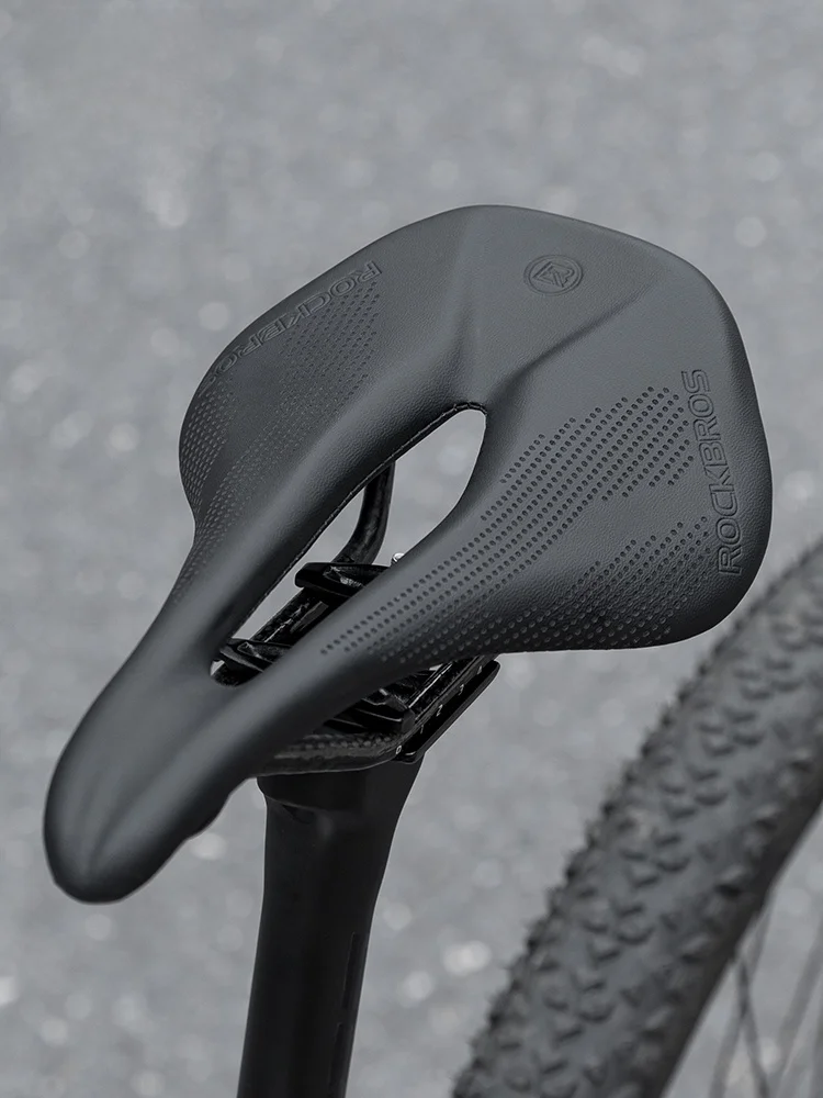 ROCKBRO ヘリテージサドル：カーボンファイバー中空構造による軽量かつ高クッション性の自転車シートクッション