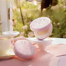 軽やかで高いカバー力のウエア【防水・化粧落ちしにくい・限定コラボデザイン】