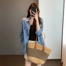 海塩ブルーのチェック柄シャツ【長袖・コットン・フィット・ワイドカラー・夏用】
