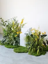 人工観葉植物 フラワーアレンジメント 商業ショーウィンドウ 展示台 花々 景観商品 撮影 ディスプレイ 苔 ソフトインテリア 景観