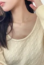 高級感ある月のデザインネックレス【女性用・夏シーズン・デリケートで多用途】