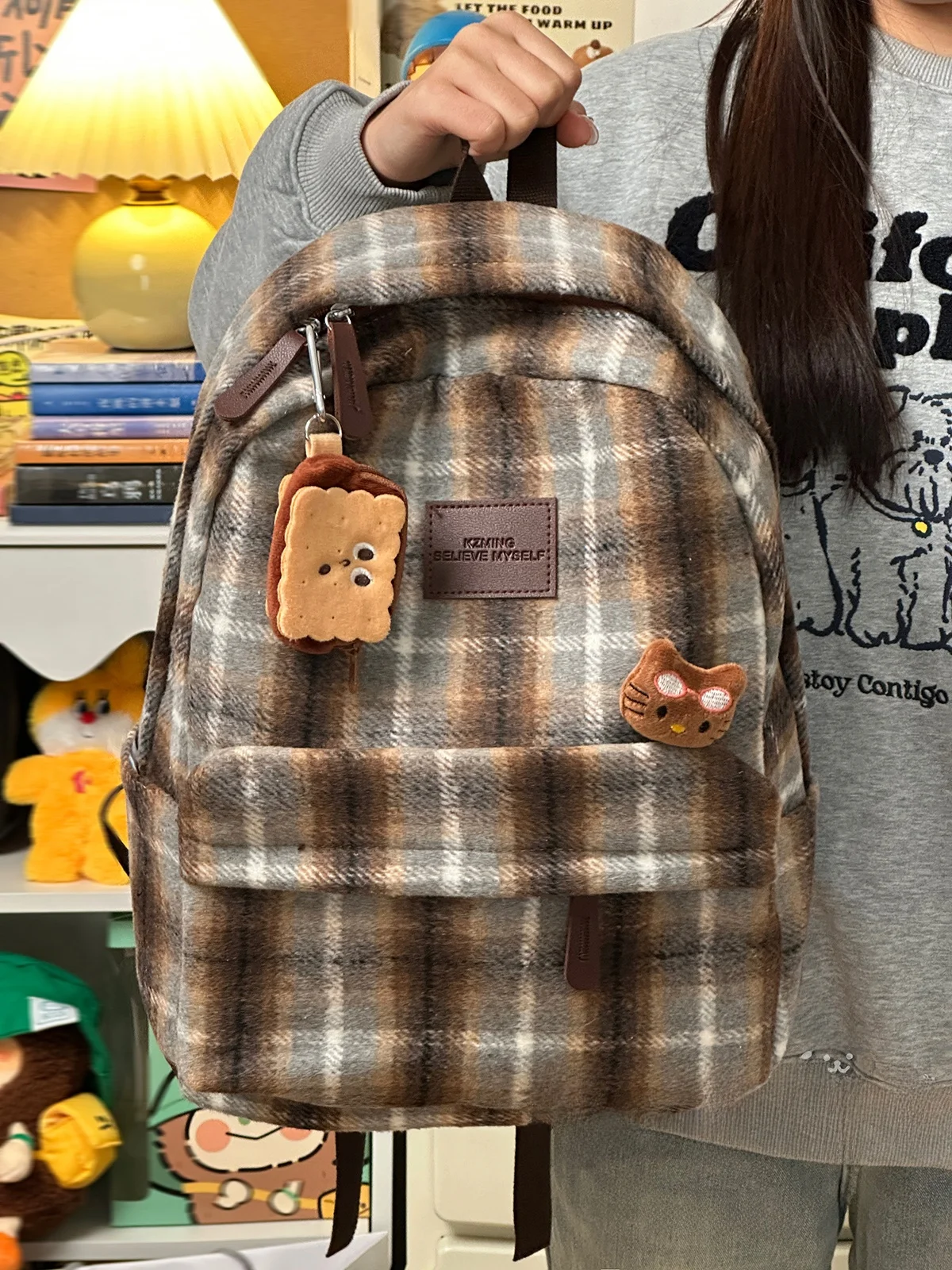 2泊3日旅行で軽いリュックを選ぶなら、きれいめリュックは本当に必要？