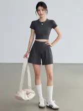 通気性の良いスポーツショートパンツ【女性用・フィット・ランニング・速乾・ト  レーニング用】（セットアップ対応）