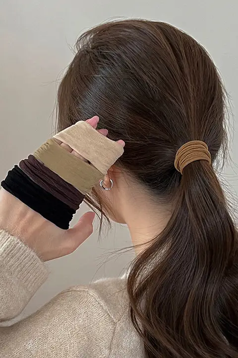 耐久性に優れたブラックヘアゴム【高弾力・髪を傷めない】