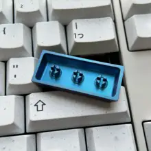 サイバーパンクスタイルのカラフルなアニメキーボードキーキャップ【チタン合金製・エンターテイメントデザイン】