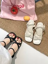 黒のフレンチスタイルのウェッジサンダル【大人女性用・夏用・リノデザイン・スカートと相性抜群】