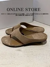 ビンテージ風デザインのスタッズ付きビーチサンダル【夏用・トング・シューズ】