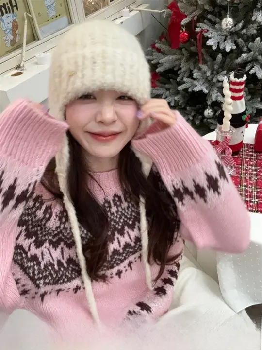 フェアアイルデザインのレディースニットセーター【リブ編み・クリスマス用・秋冬向け・ラウンドネック】（セットアップ対応）