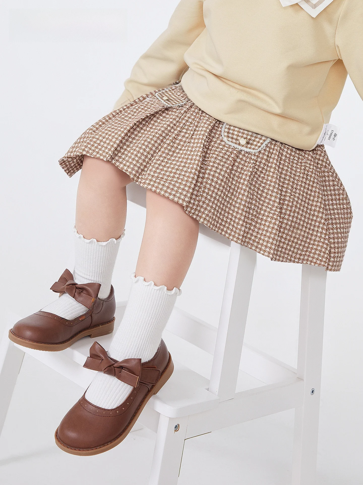 千鳥格子プリーツスカート：130センチ・2歳女児向けの春・秋シーズン対応スタイル