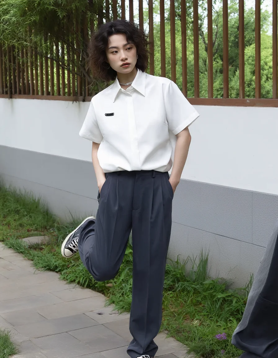 大人可愛い服 50代コーデ | グレーブルー連衣裙で実現する自然なスタイルガイド