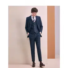 深い青のウール製ビジネススーツ【男性用・フォーマル・おしゃれ】（セットアップ対応）