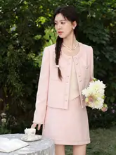 春季新作ファッション！短丈フーディーとスリムシルエットのミニスカート【ピンク・長袖・セットアップ対応】