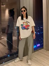 スタイルの白いコットン薄手Tシャツ【レディース・ゆったりシルエット・スイートカジュアル・カップル向け】