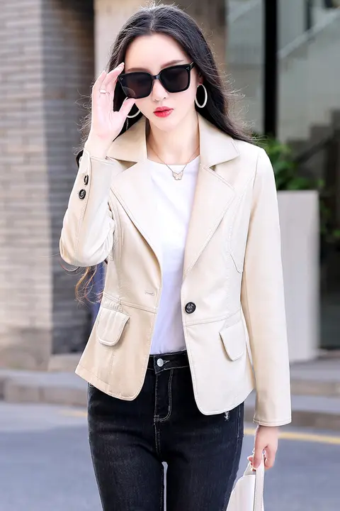 シープスキンショートジャケット【女性用・スリムフィット・普段使いに最適】