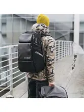 トレンドデザインのスノーボードバックパック【機内持ち込み可能・防水・ドライ＆ウエットコンパートメント】（セットアップ対応）