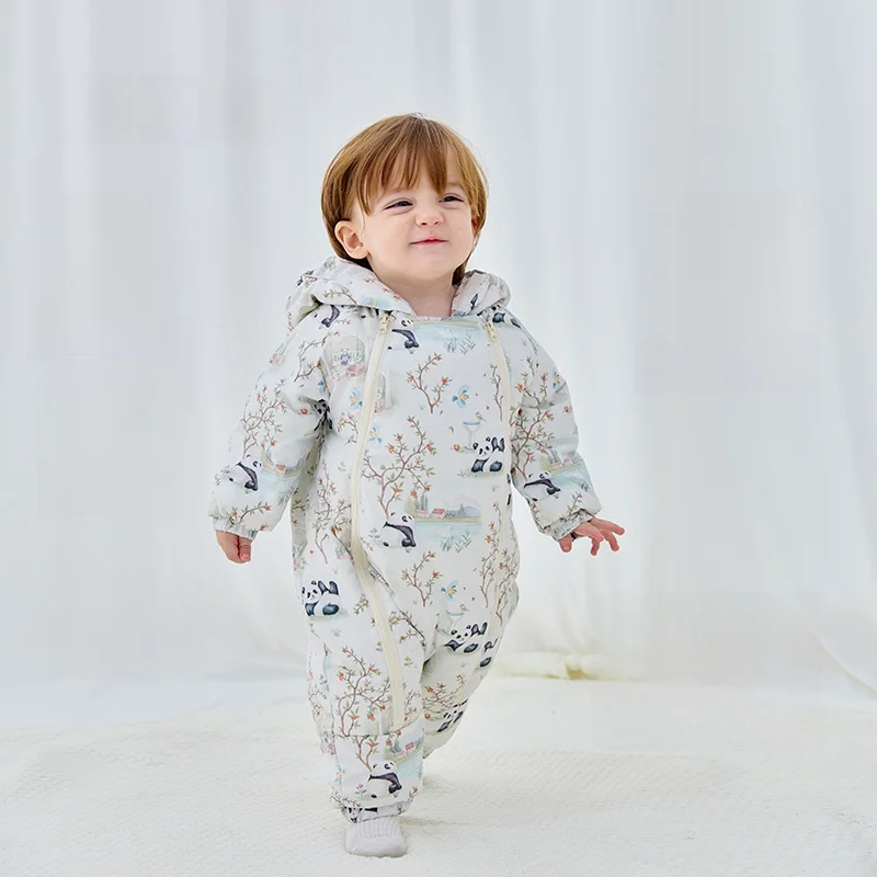 1歳 寝るときの冬服 どんなものいい？HoneySkyのダウンオールが解決する3つの悩み