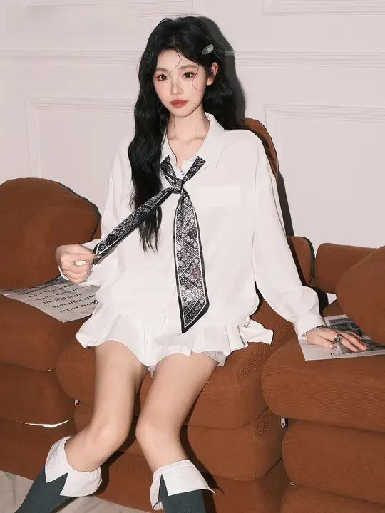 シルクスカーフ付きカラー翻领カジュアル長袖シャツ【女性用・オーバーサイズ・秋用・スリムフィットデザイン】