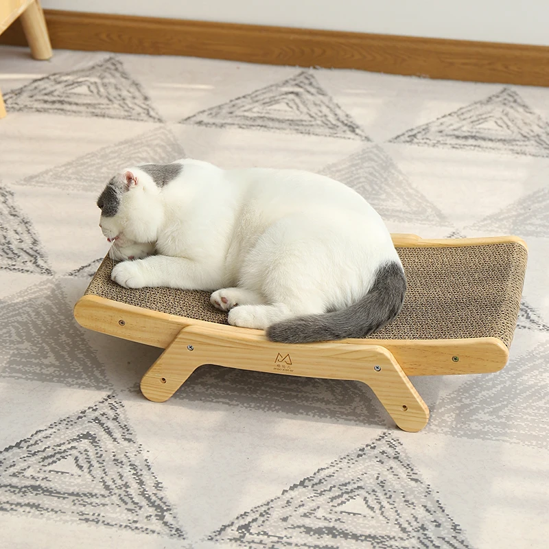 猫の爪を磨くための「立て式爪とぎ」は、本当に必要ですか？