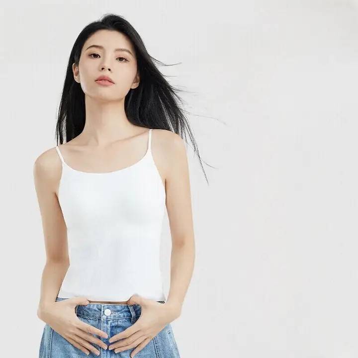 キャミソール レディース ブラトップ カップ付き 薄手 インナー 美背 ホワイト 夏